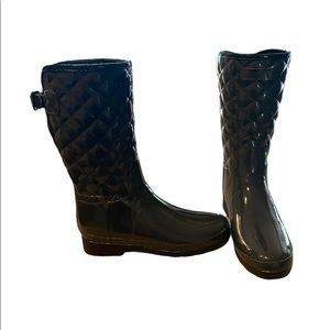 Hunter quilted rain boots size 8